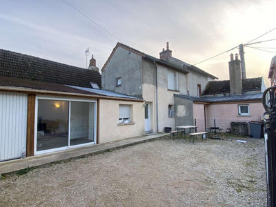 Maison - 130 m² - 6 pièces