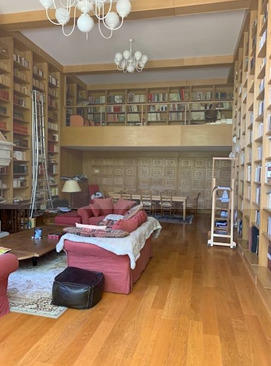 Propriété - 900 m² - 27 pièces