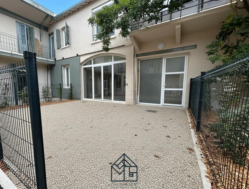 Appartement - 95 m² - 4 pièces