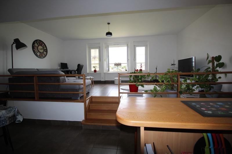 Appartement - 99 m² - 4 pièces