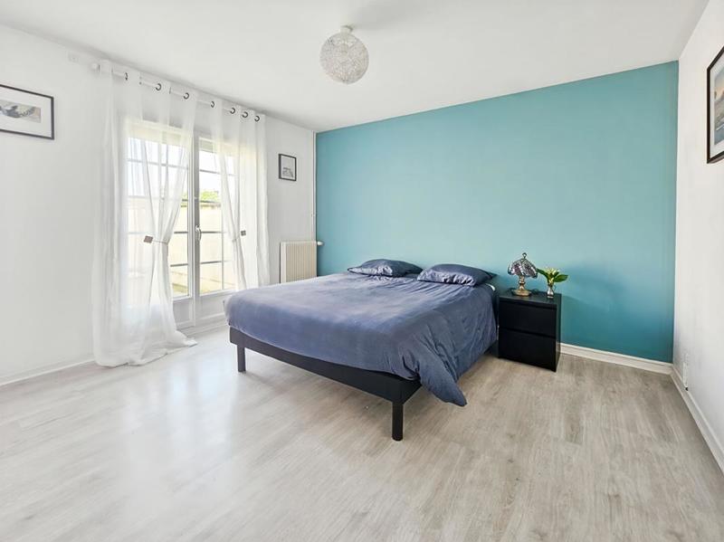 Maison - 98 m² - 5 pièces