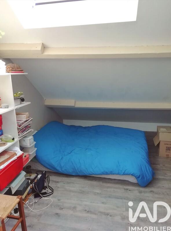 Maison - 165 m² - 9 pièces