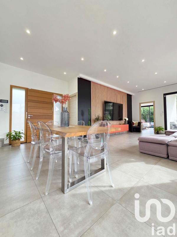 Maison de maîtres - 207 m² - 5 pièces