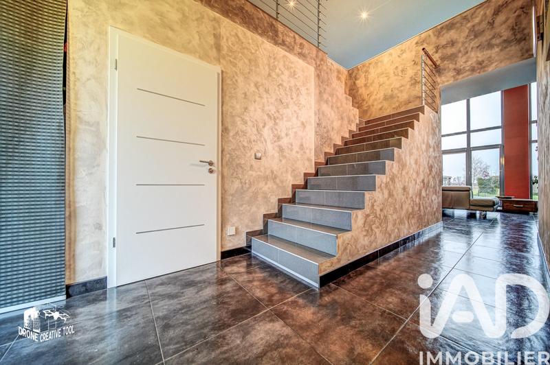 Maison - 264 m² - 6 pièces