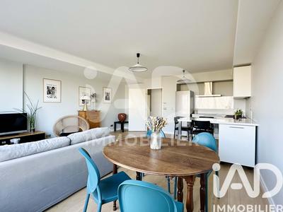 Appartement - 95 m² - 4 pièces