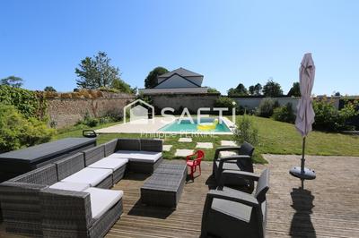 Maison - 138 m² - 6 pièces