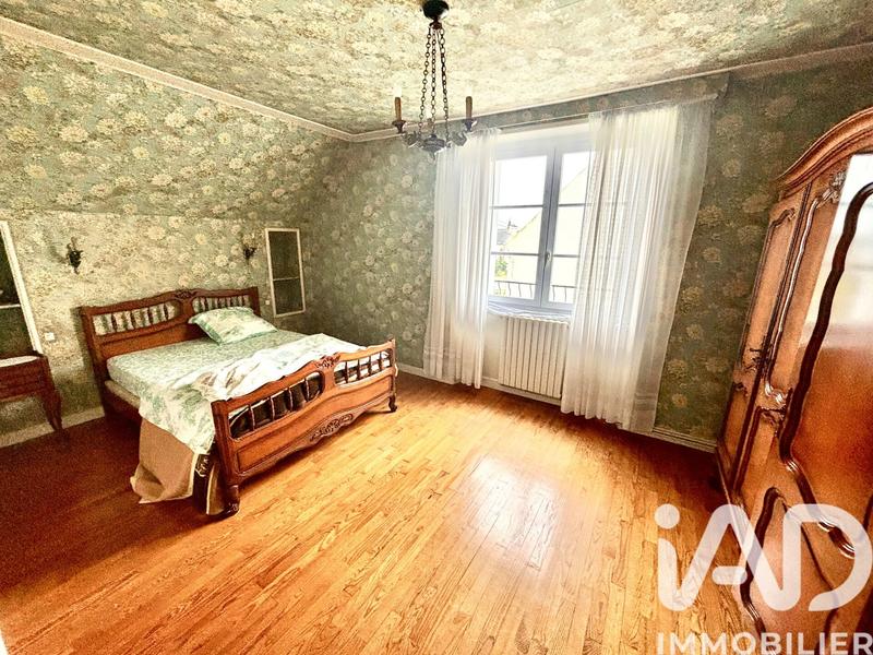 Maison - 174 m² - 8 pièces