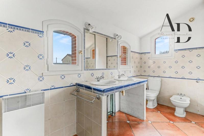 Maison - 161 m² - 6 pièces