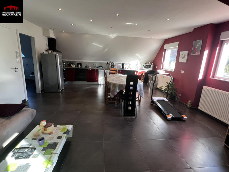 Maison - 234 m² - 7 pièces