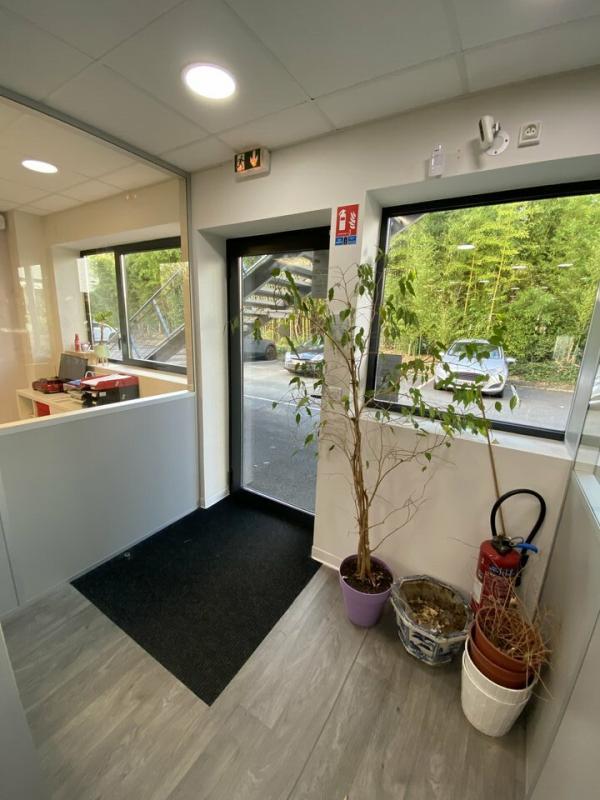 Bureau - 179 m²