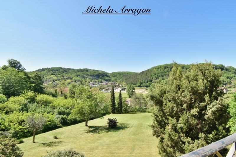 Villa - 191 m² - 6 pièces