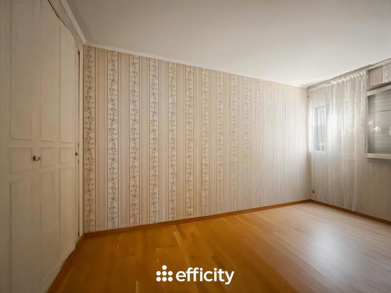 Appartement - 70 m² - 4 pièces