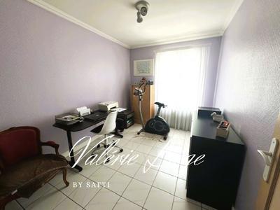 Maison - 80 m² - 5 pièces