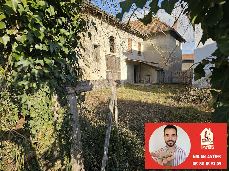 Maison - 187 m² - 8 pièces