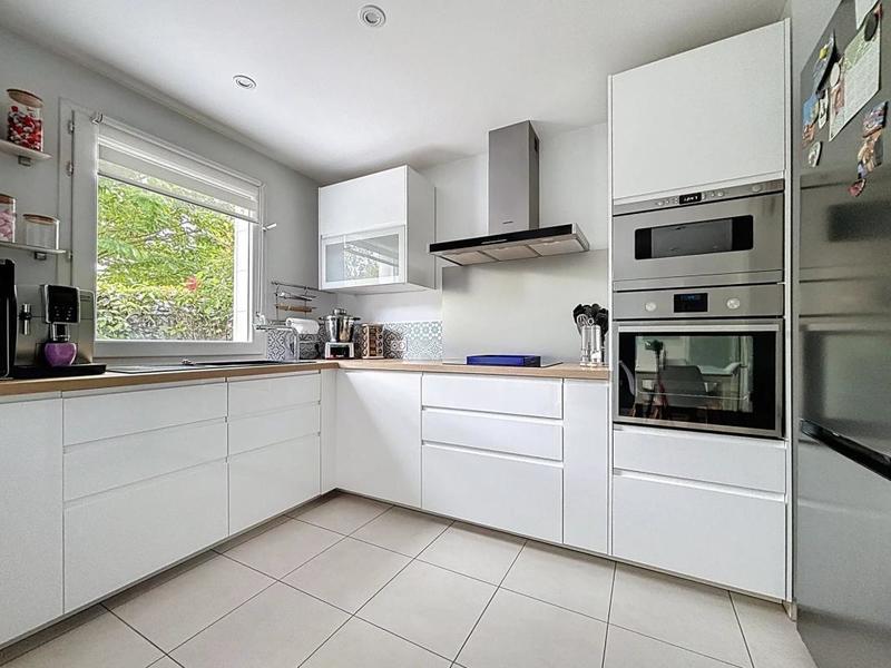 Appartement - 81 m² - 4 pièces