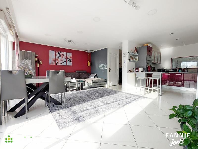 Pavillon - 123 m² - 7 pièces