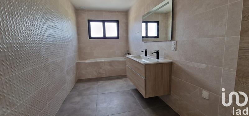 Maison - 122 m² - 5 pièces