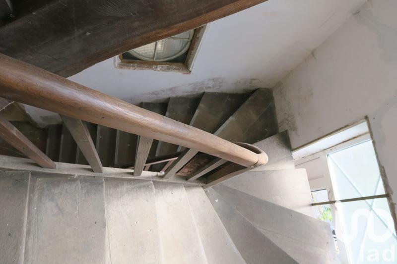 Maison - 200 m² - 5 pièces