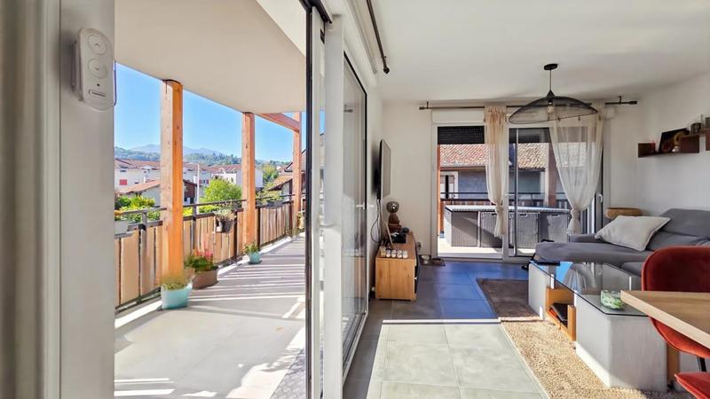 Appartement - 65 m² - 3 pièces