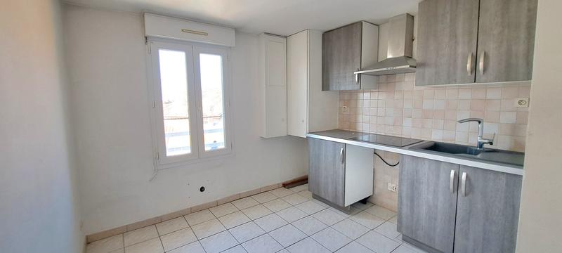 Maison ancienne - 300 m² - 7 pièces