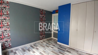 Maison - 180 m² - 6 pièces