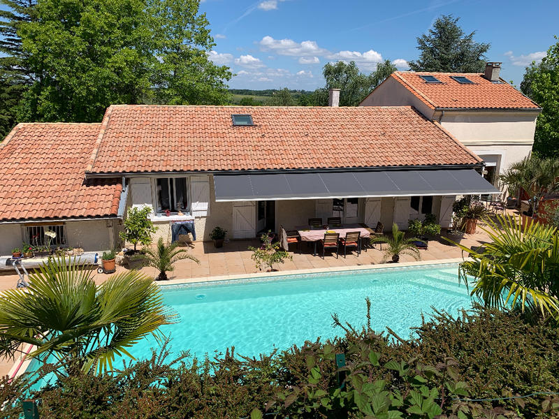 Maison - 180 m² - 6 pièces