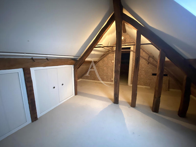 Maison - 177 m² - 6 pièces