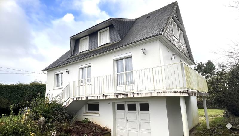 Maison - 108 m² - 6 pièces