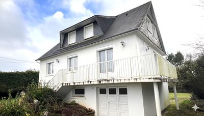 Maison - 108 m² - 6 pièces