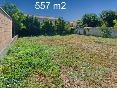 Terrain - 557 m²