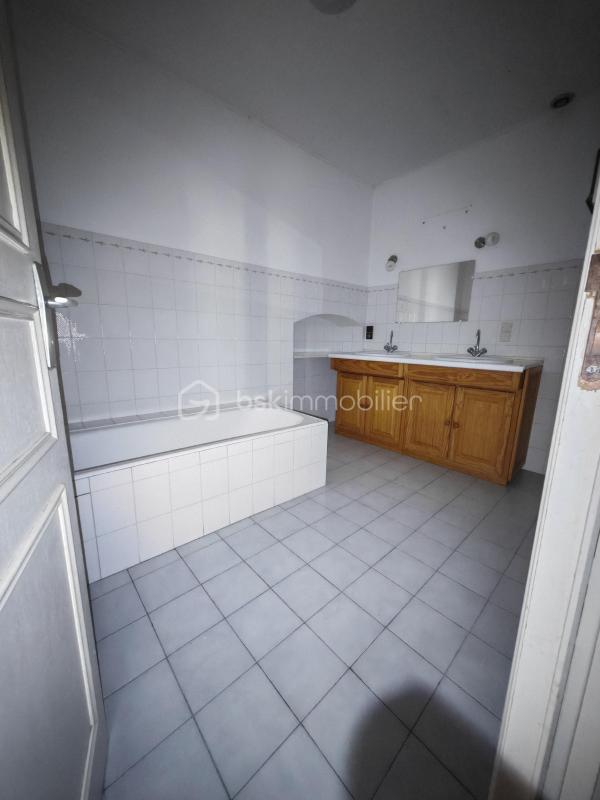 Maison - 153 m² - 5 pièces