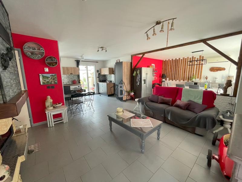 Maison - 96 m² - 3 pièces