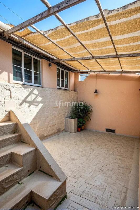 Immeuble - 155 m² - 9 pièces