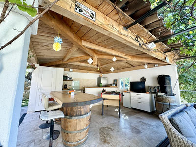 Villa - 200 m² - 7 pièces