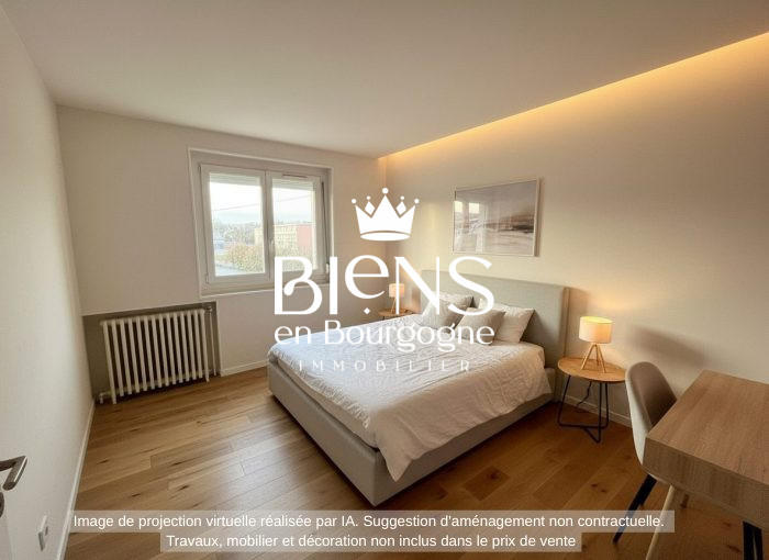 Maison - 85 m² - 5 pièces