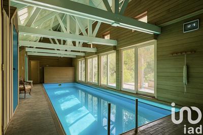 Maison - 320 m² - 8 pièces