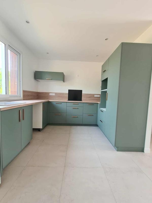 Maison - 85 m² - 5 pièces