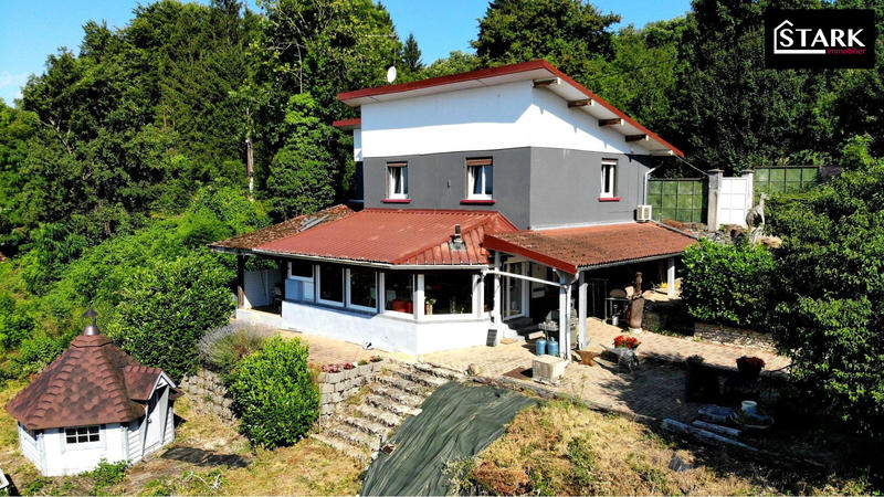 Maison - 169 m² - 6 pièces