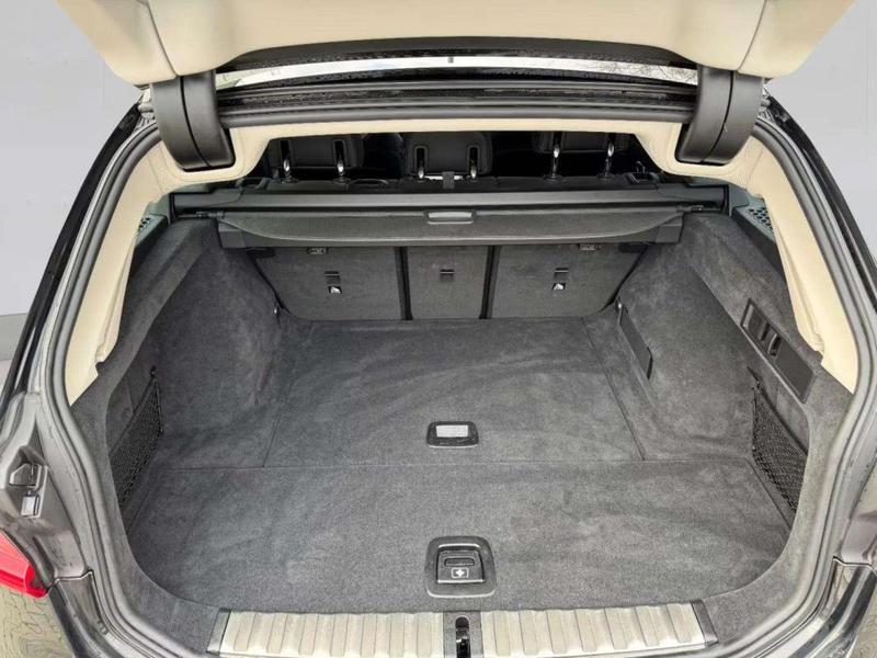 Bmw 318 i Touring Sport Line