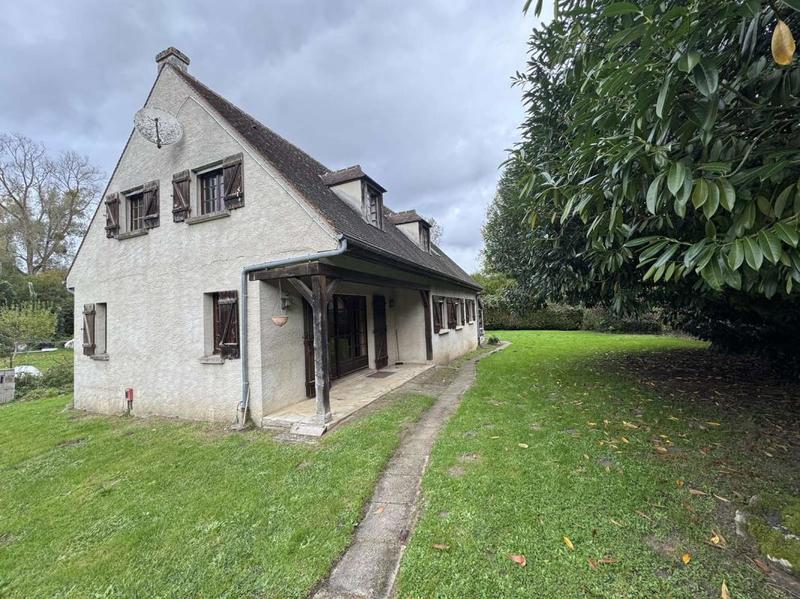 Maison - 160 m² - 5 pièces