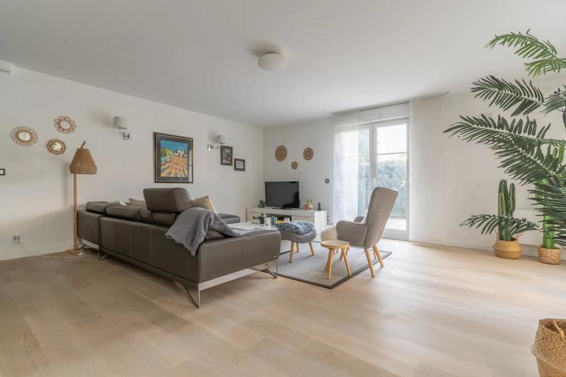 Appartement - 148 m² - 5 pièces