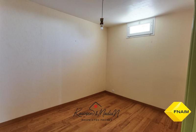 Immeuble - 250 m² - 18 pièces