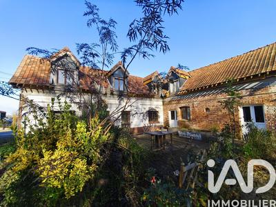 Maison - 201 m² - 7 pièces