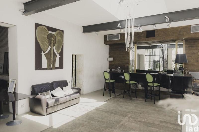 Local commercial - 3 000 m²