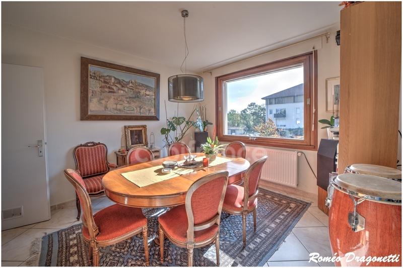 Maison - 120 m² - 4 pièces