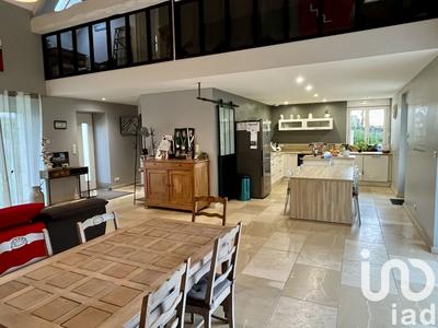 Maison - 163 m² - 6 pièces