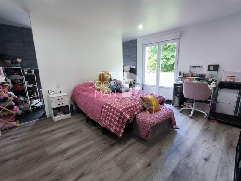 Maison - 145 m² - 7 pièces