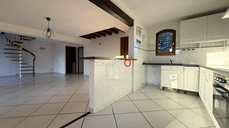 Maison traditionnelle - 155 m² - 5 pièces