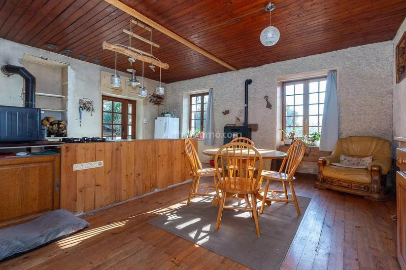 Maison - 101 m² - 3 pièces