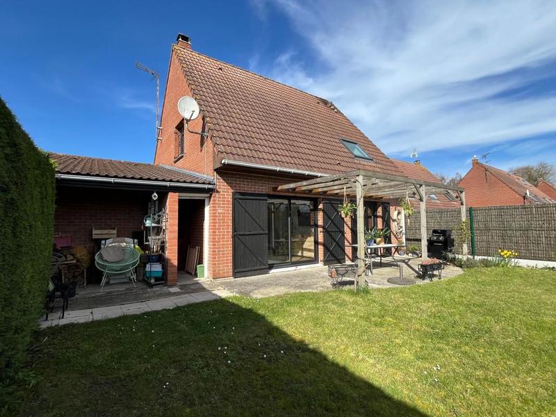 Maison - 110 m² - 5 pièces